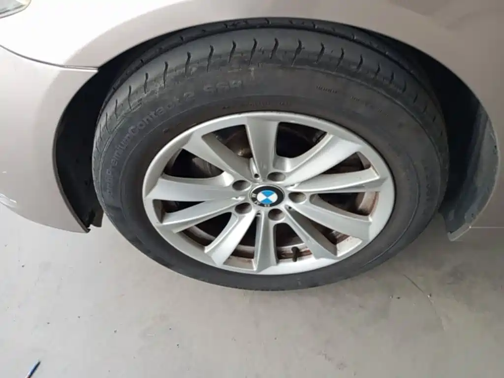 BMW 5 Series (Import) — миниатюра 23