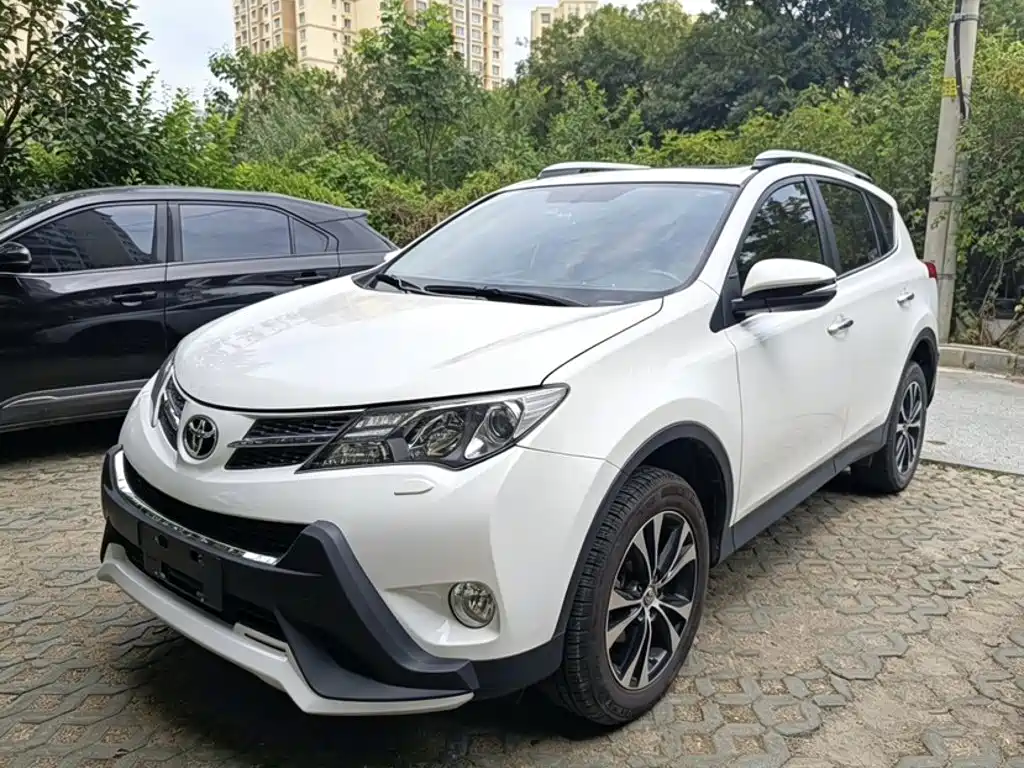 Toyota RAV4 — миниатюра 24