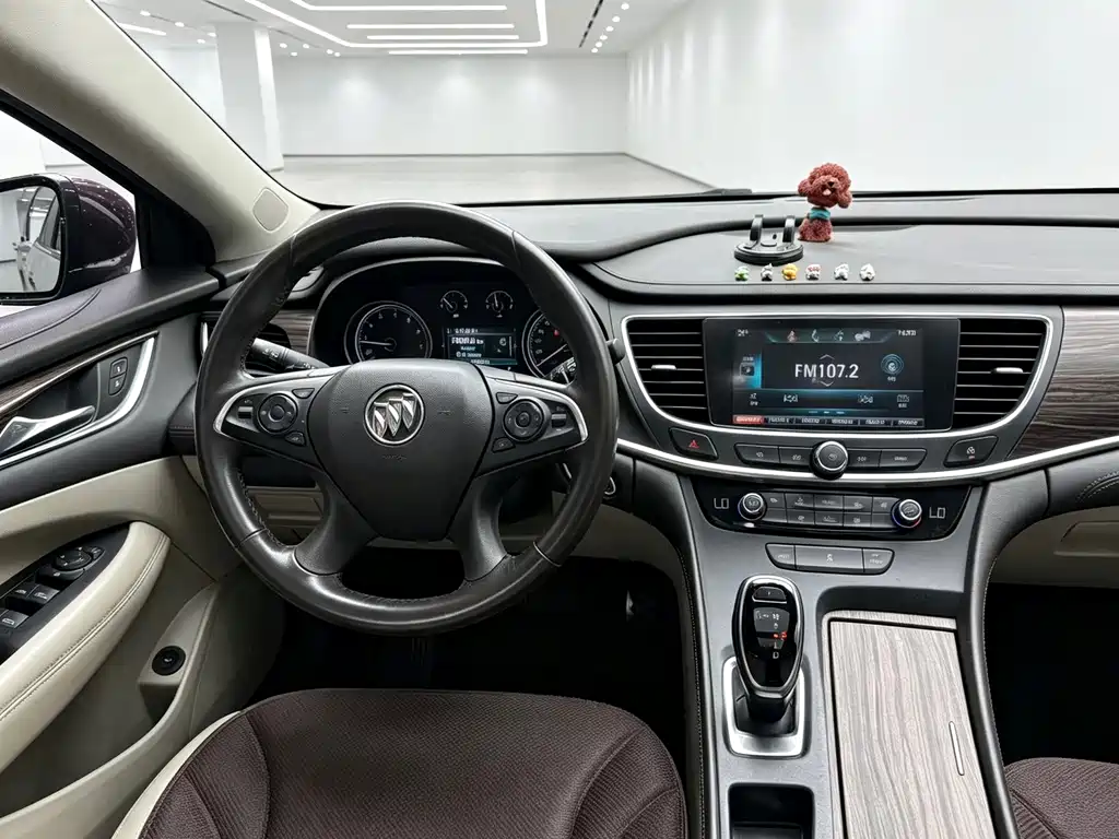 Buick LaCrosse — миниатюра 8