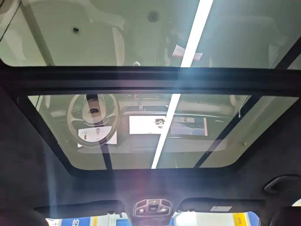 Geely Xingyue L — миниатюра 18