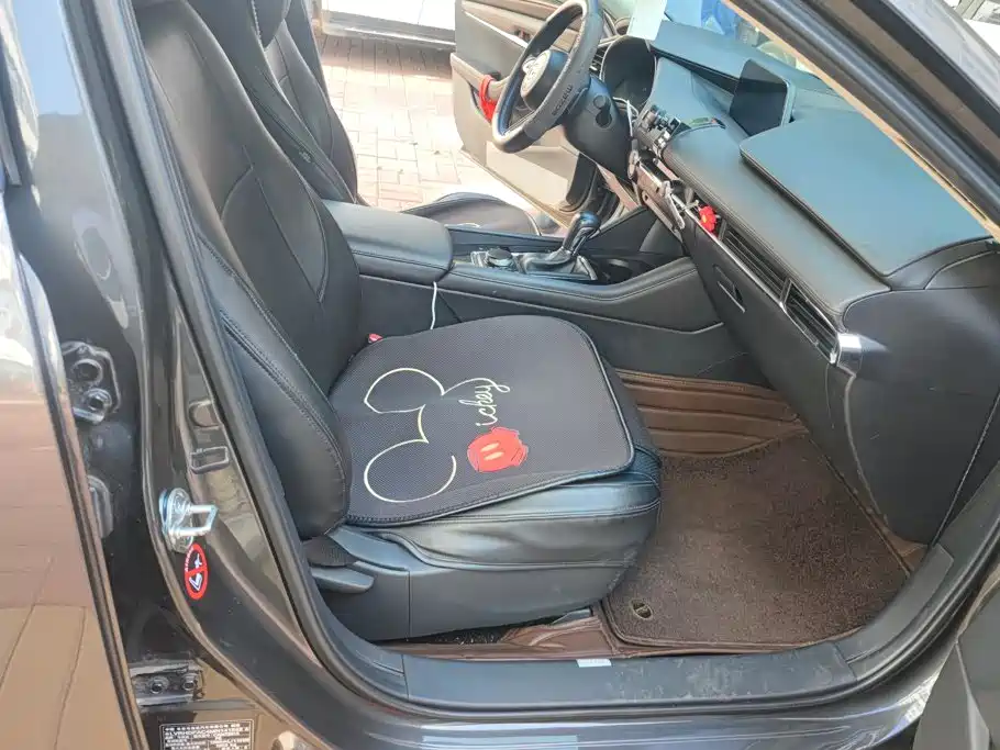 Mazda 3 Axela — миниатюра 8