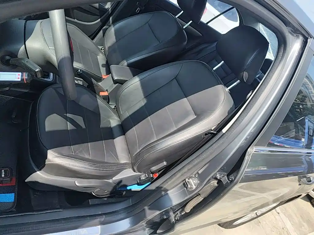 Volkswagen Lavida — миниатюра 15