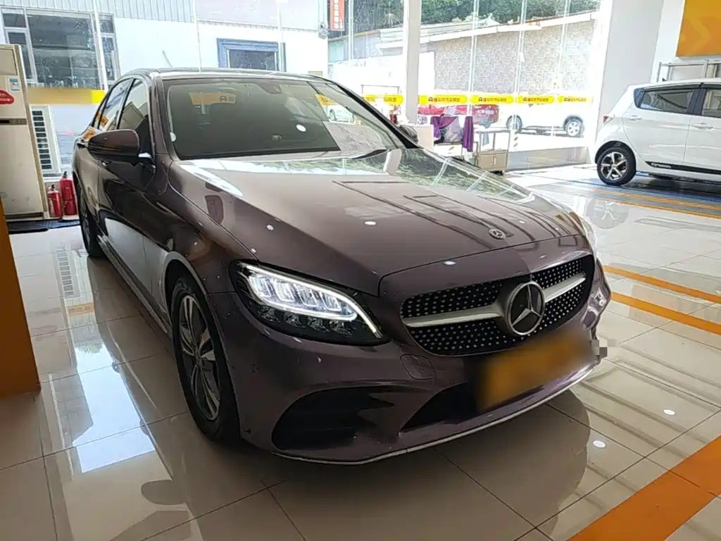 Mercedes-Benz C-Class — миниатюра 4