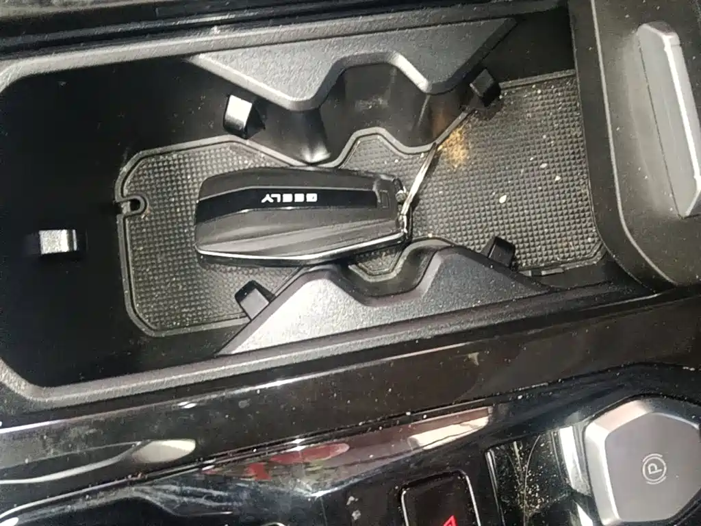 Geely Boyue — миниатюра 9