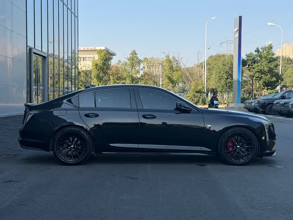 Cadillac CT5 2024 28T Luxury