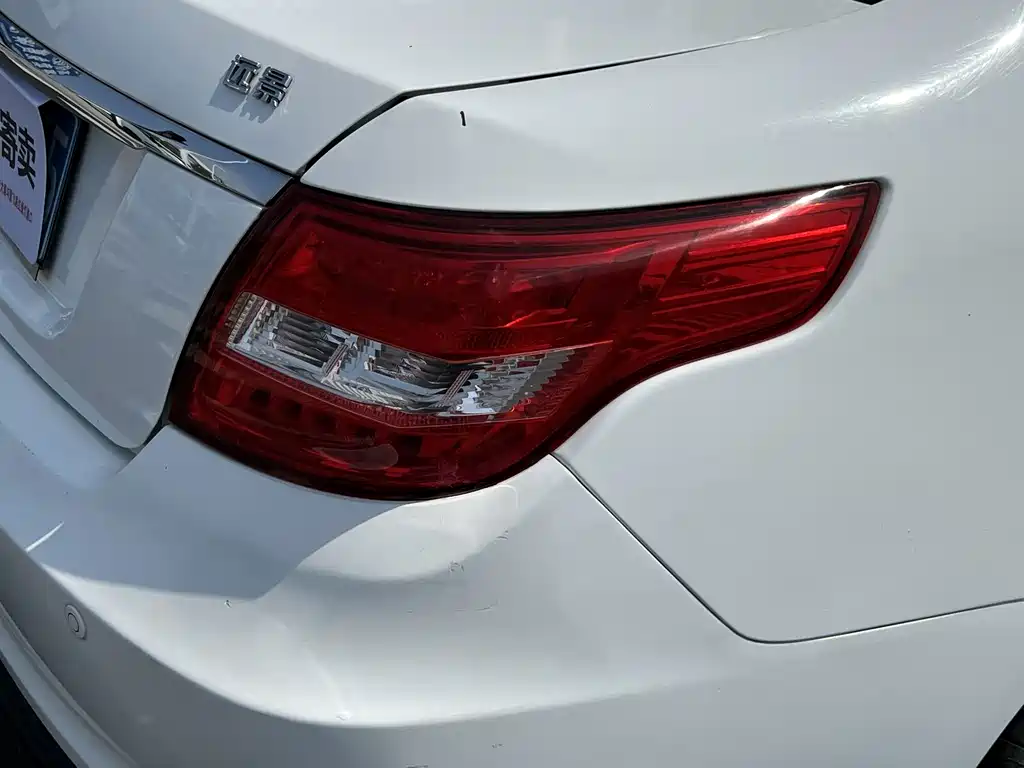 Geely Vision — миниатюра 15
