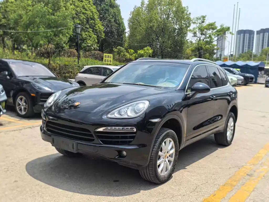Porsche Cayenne 2014