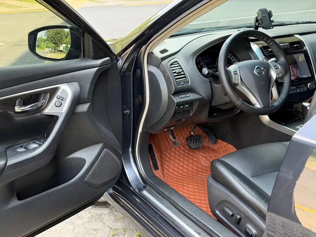 Nissan Teana — миниатюра 7
