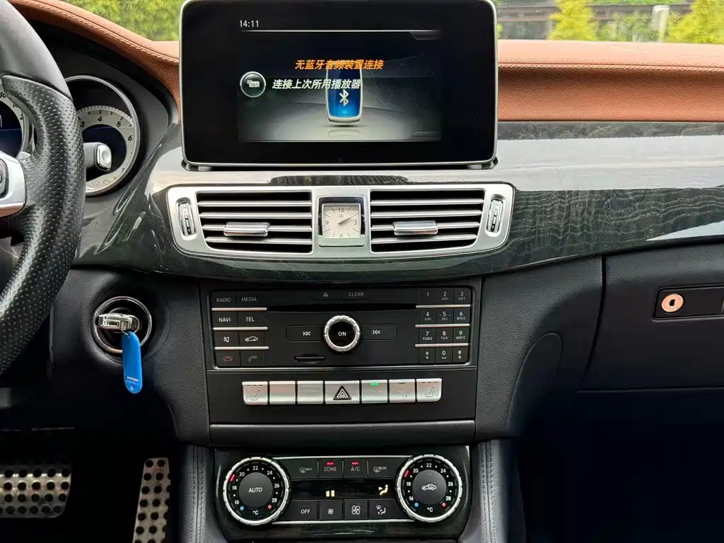 Mercedes-Benz CLS — миниатюра 8