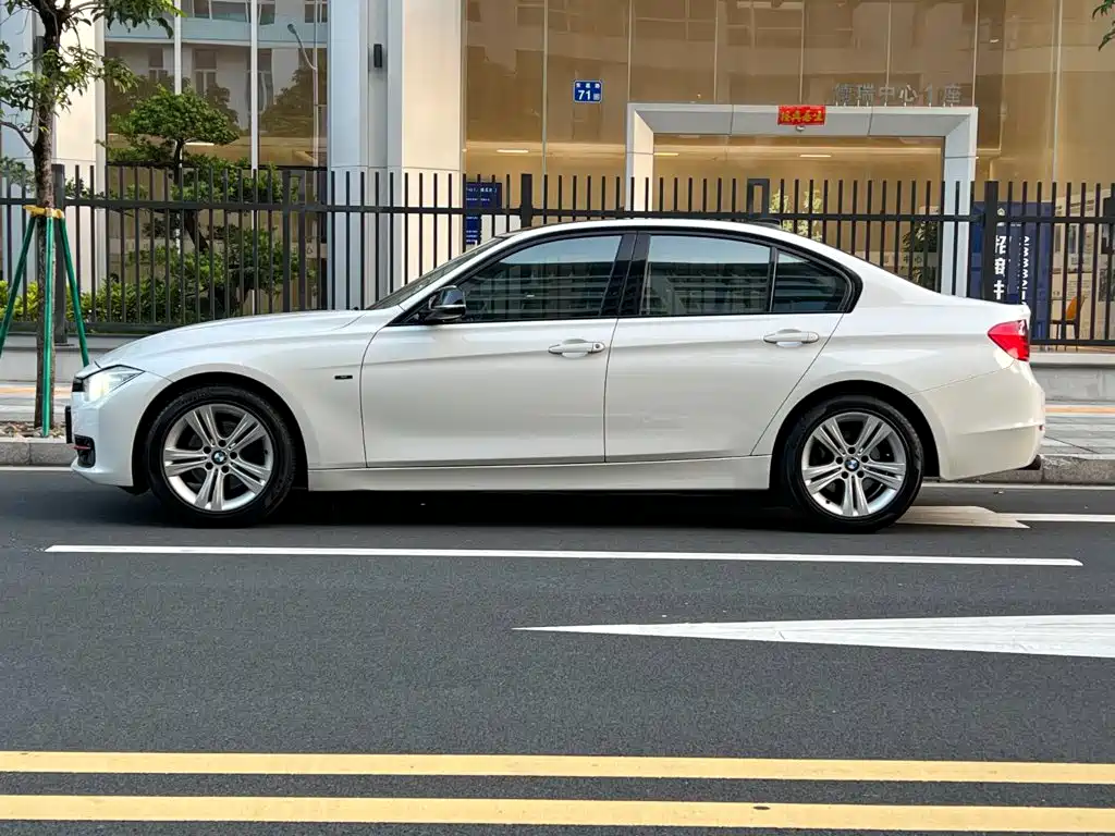 BMW 3 Series — миниатюра 26