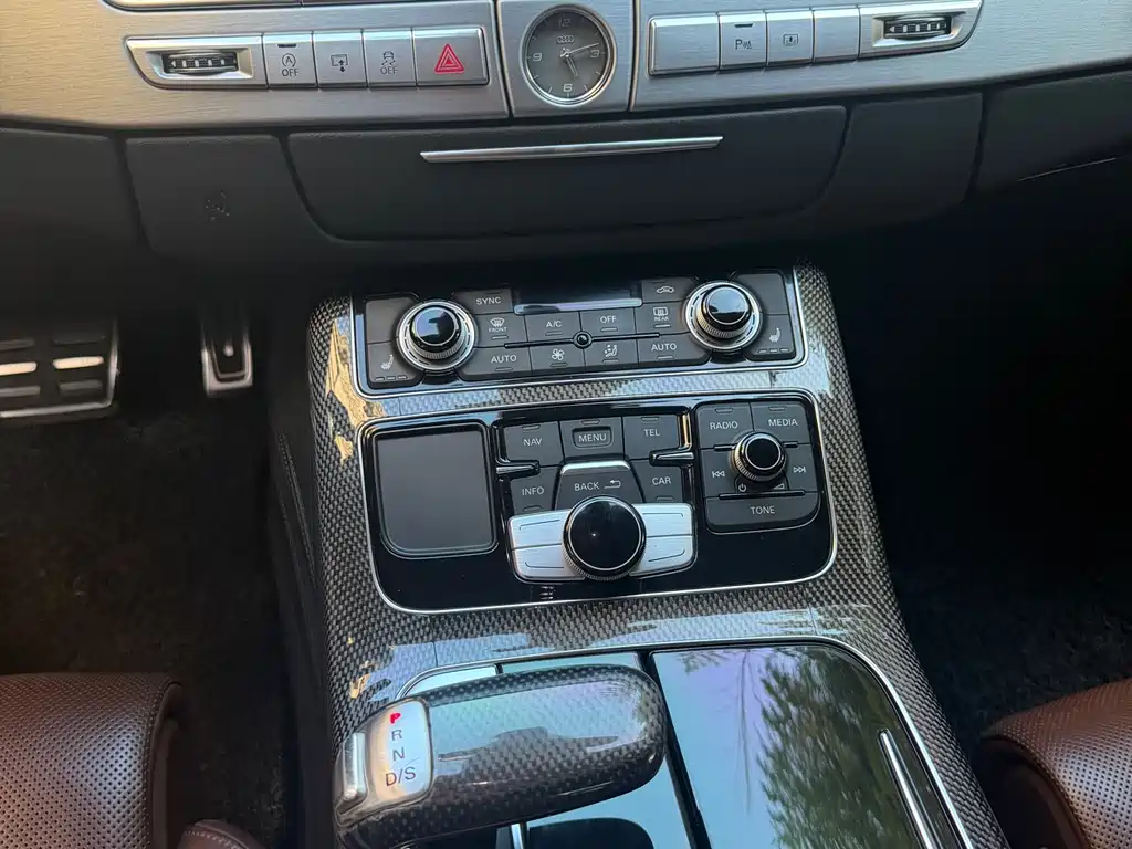 Audi S8 2013 S8 4.0TFSI quattro