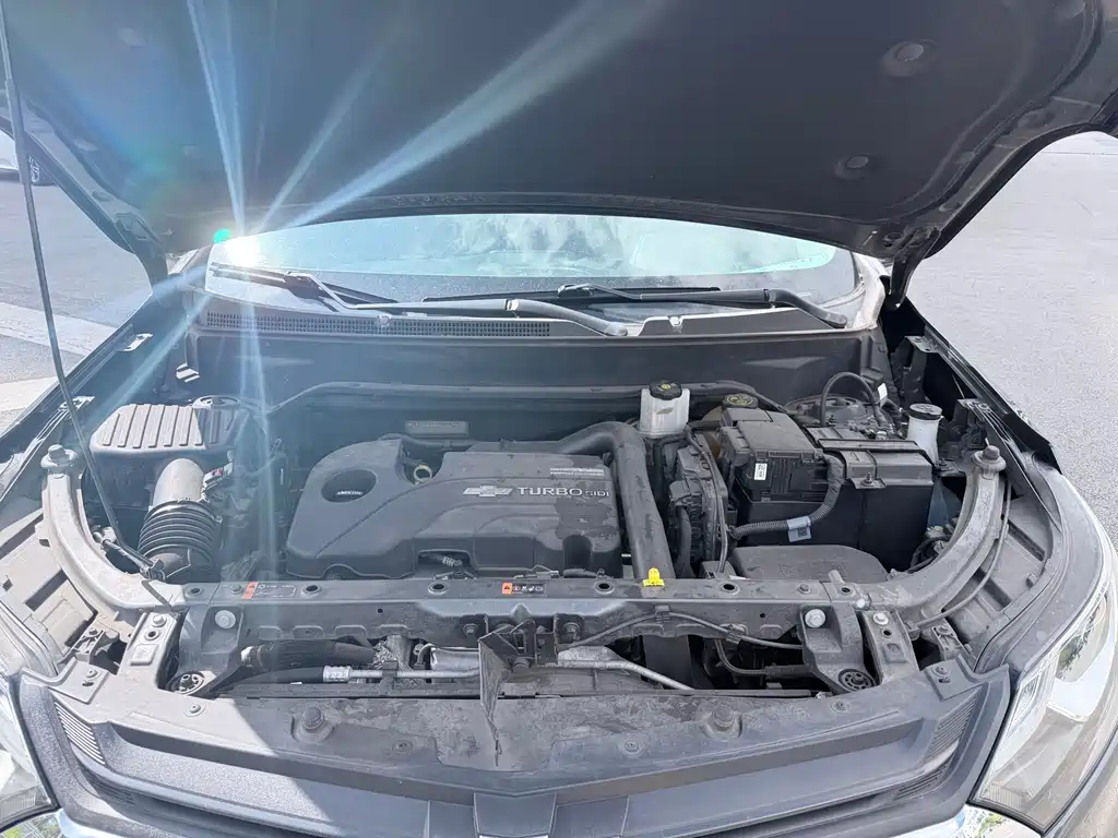 Chevrolet Equinox — миниатюра 9