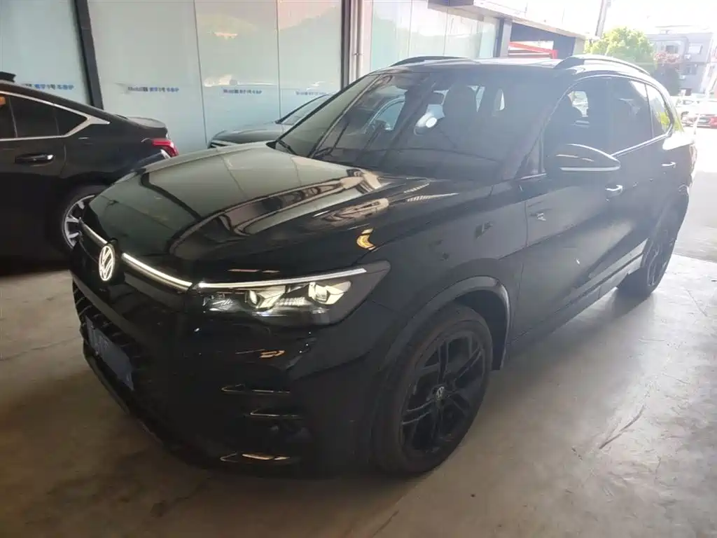Volkswagen Tiguan L 2025