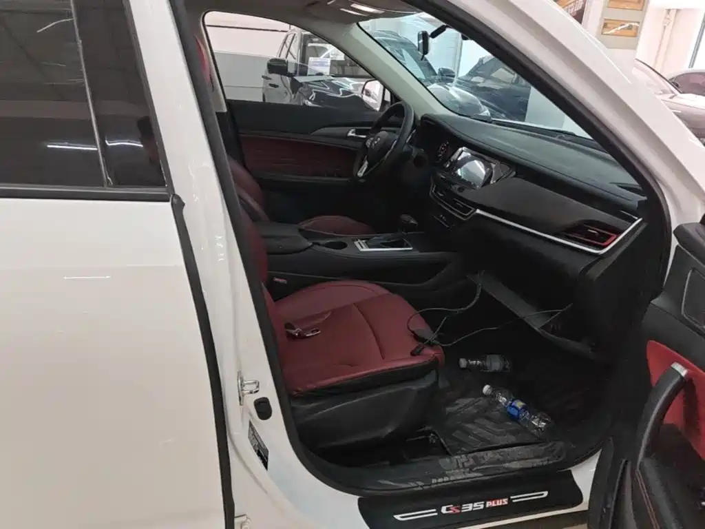 Changan CS35PLUS — миниатюра 25