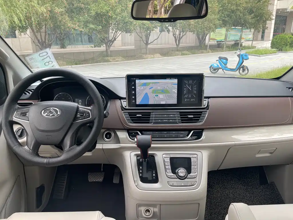 SAIC MAXUS CHASE G10