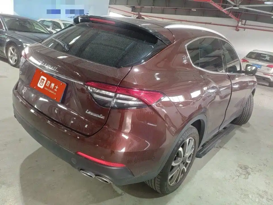 Maserati Levante — миниатюра 8