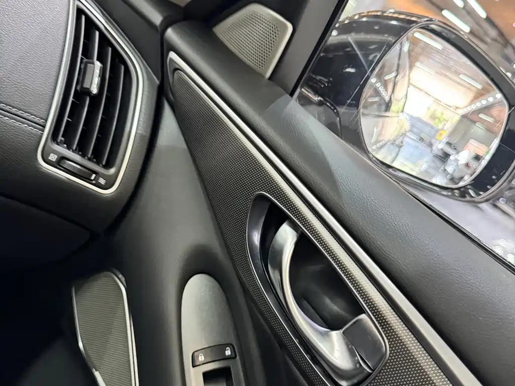 Infiniti Q50L — миниатюра 10