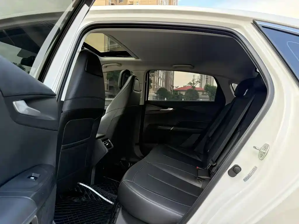 Changan Eado — миниатюра 5