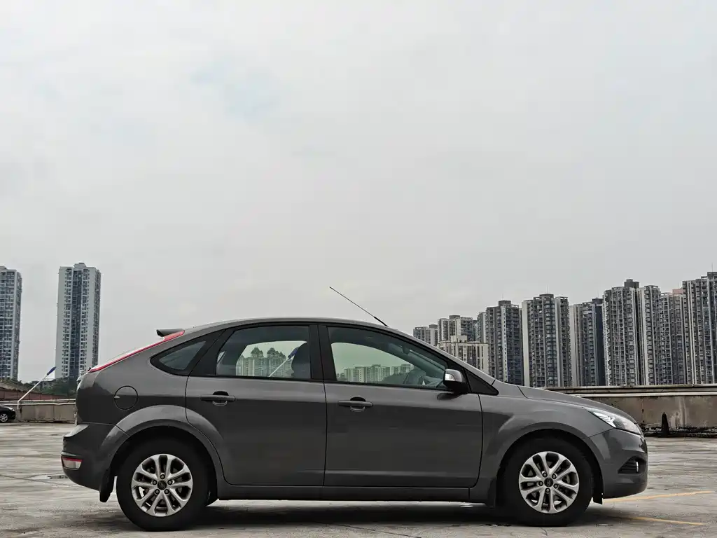 Ford Focus — миниатюра 2