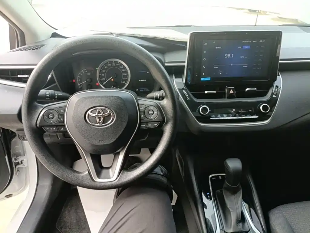 Toyota Corolla — миниатюра 10