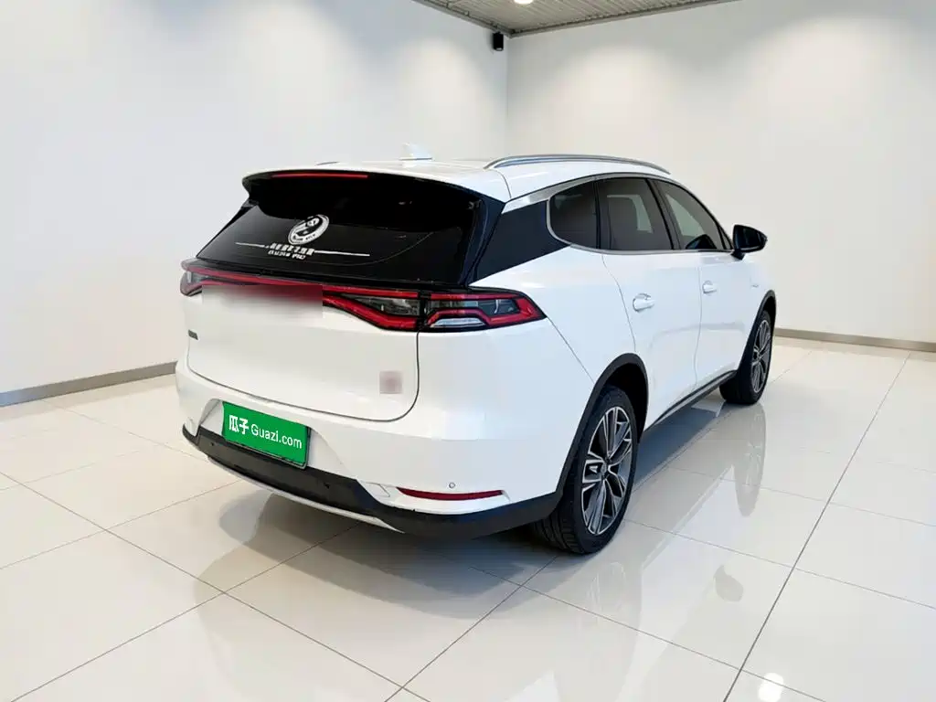 BYD Tang — миниатюра 6