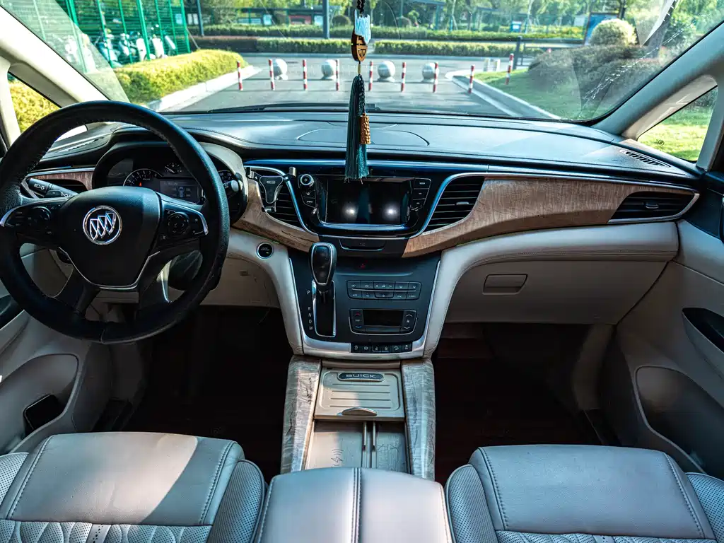 Buick GL8 2017 ES 28T Comfort V