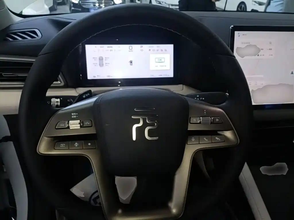 BYD Yuan UP — миниатюра 11