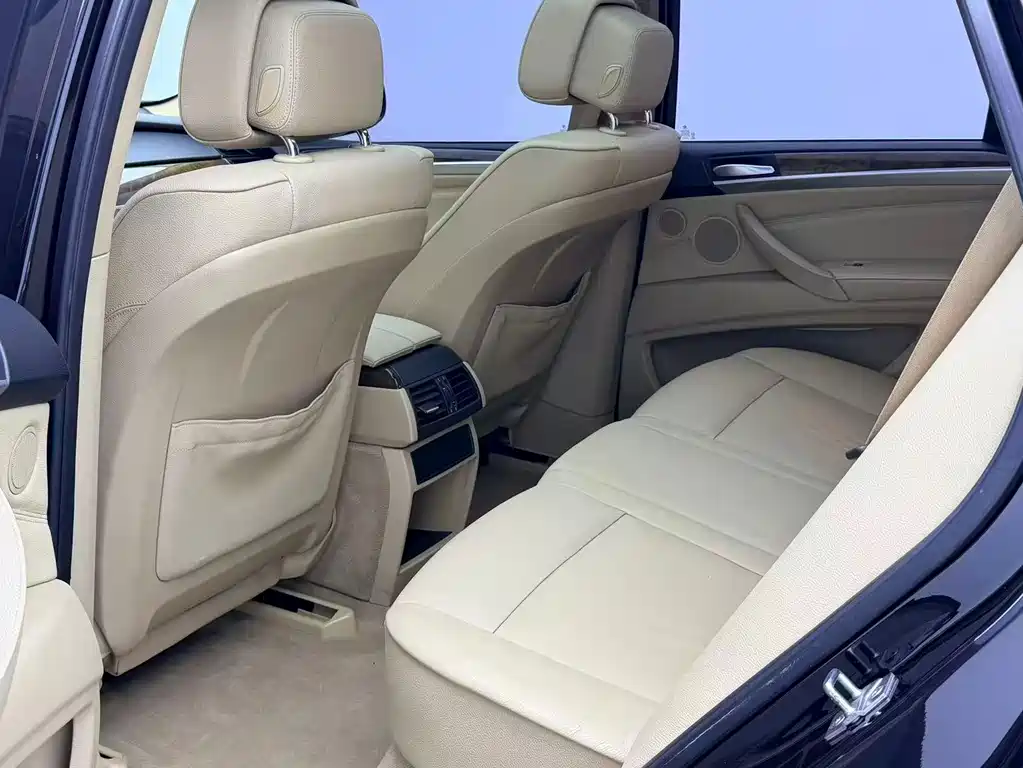 BMW X5 (Import) — миниатюра 6