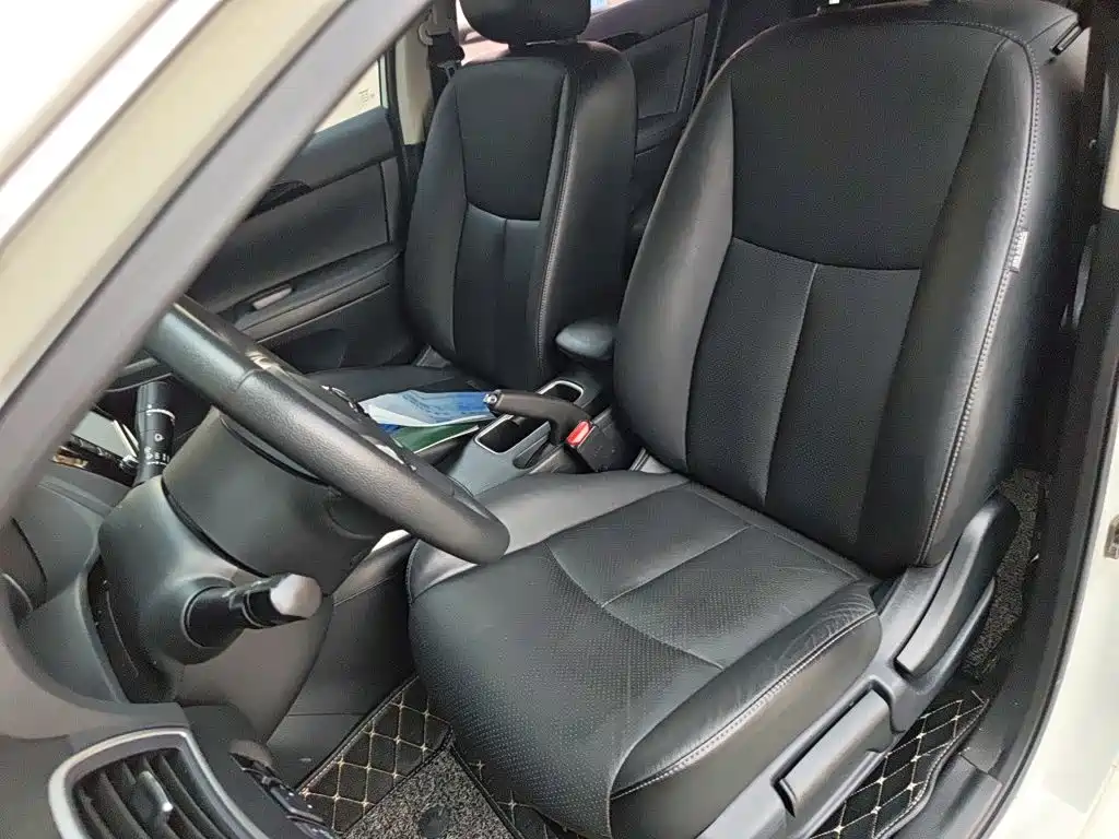 Nissan Sylphy — миниатюра 16