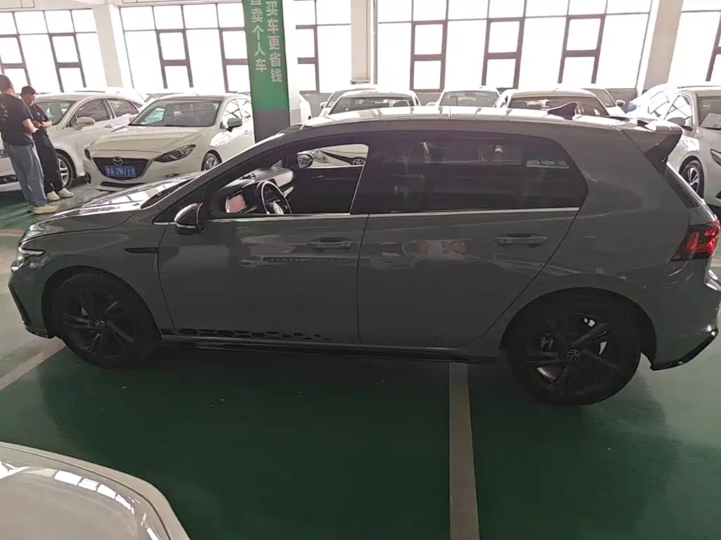 Volkswagen Golf — миниатюра 4