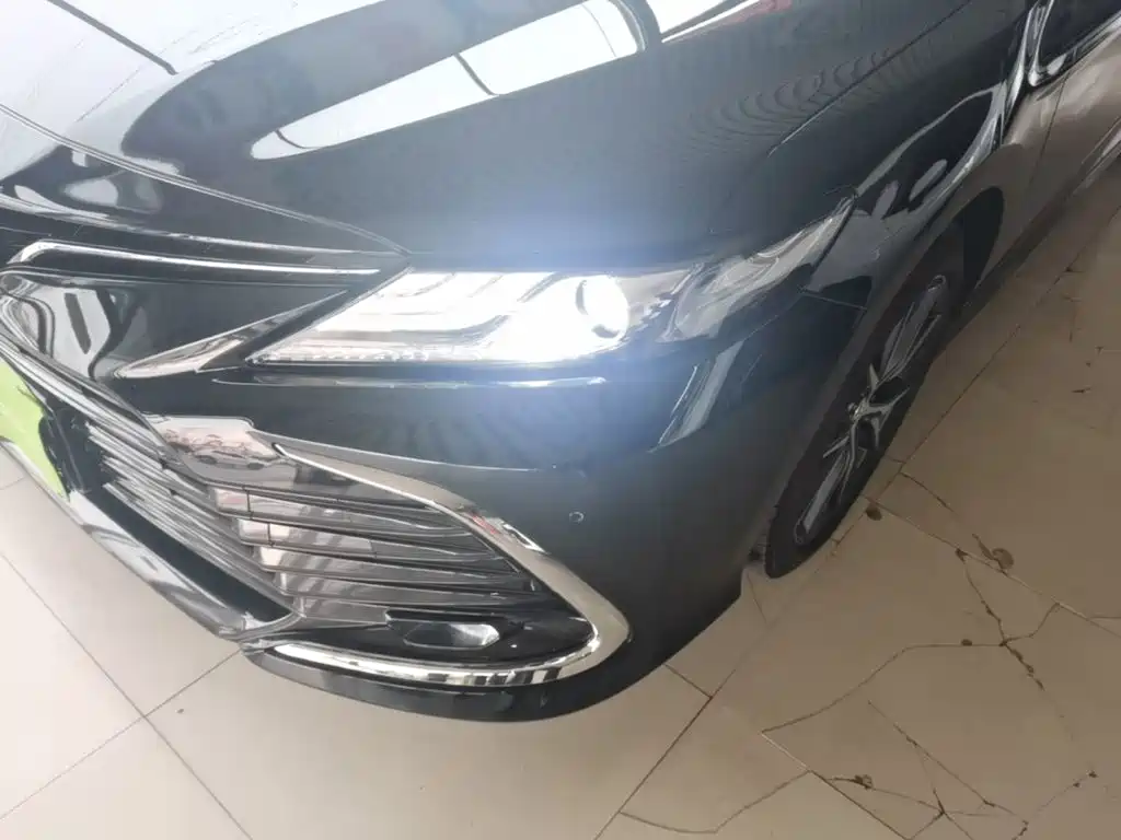 Toyota Camry — миниатюра 24