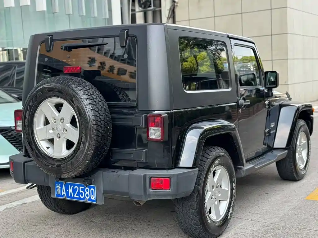 Jeep Wrangler — миниатюра 5