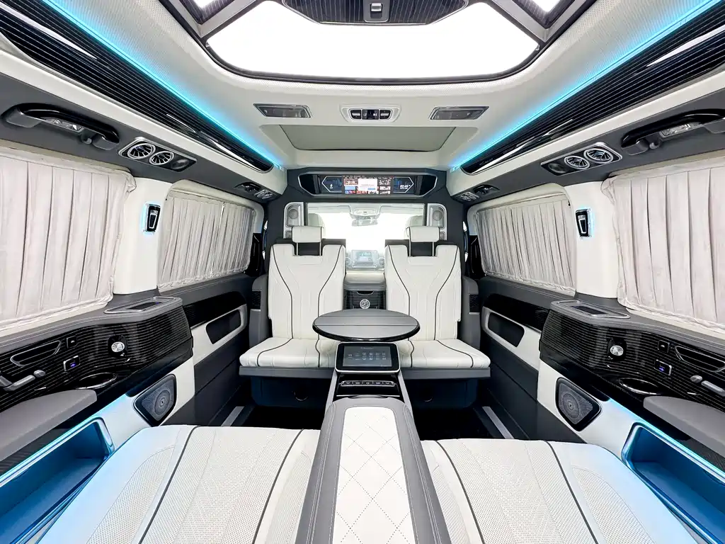 MERCEDES-BENZ V CLASS