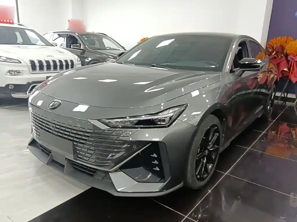 Changan UNI-V