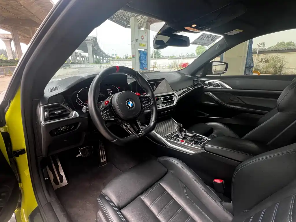 BMW M4 — миниатюра 7
