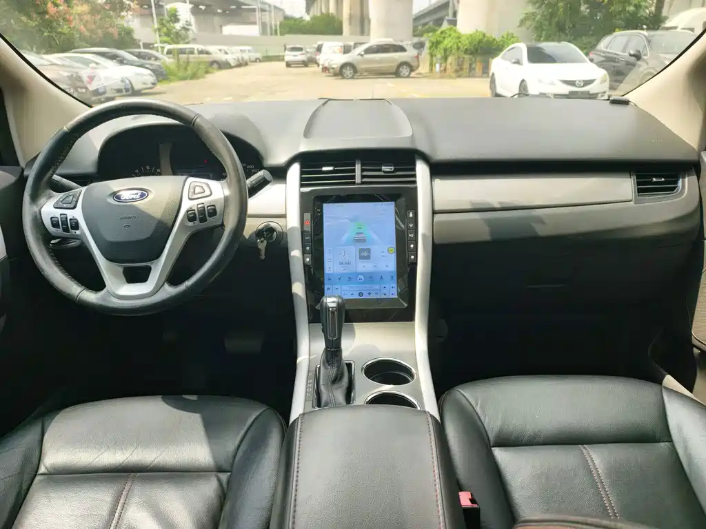 Ford Edge (Import) — миниатюра 6