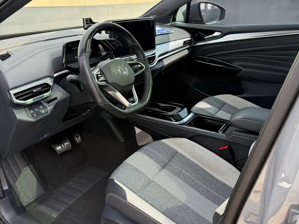Volkswagen ID.4 Crozz — миниатюра 4