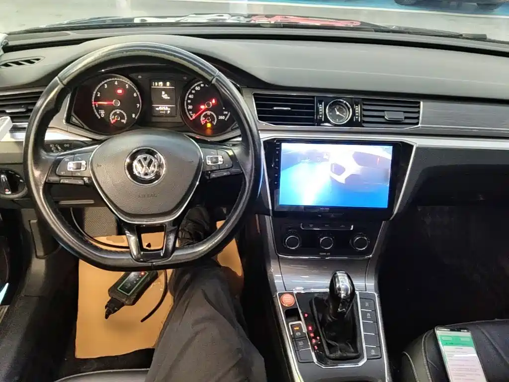 Volkswagen Passat — миниатюра 10