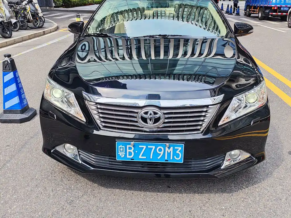 Toyota Camry — миниатюра 2