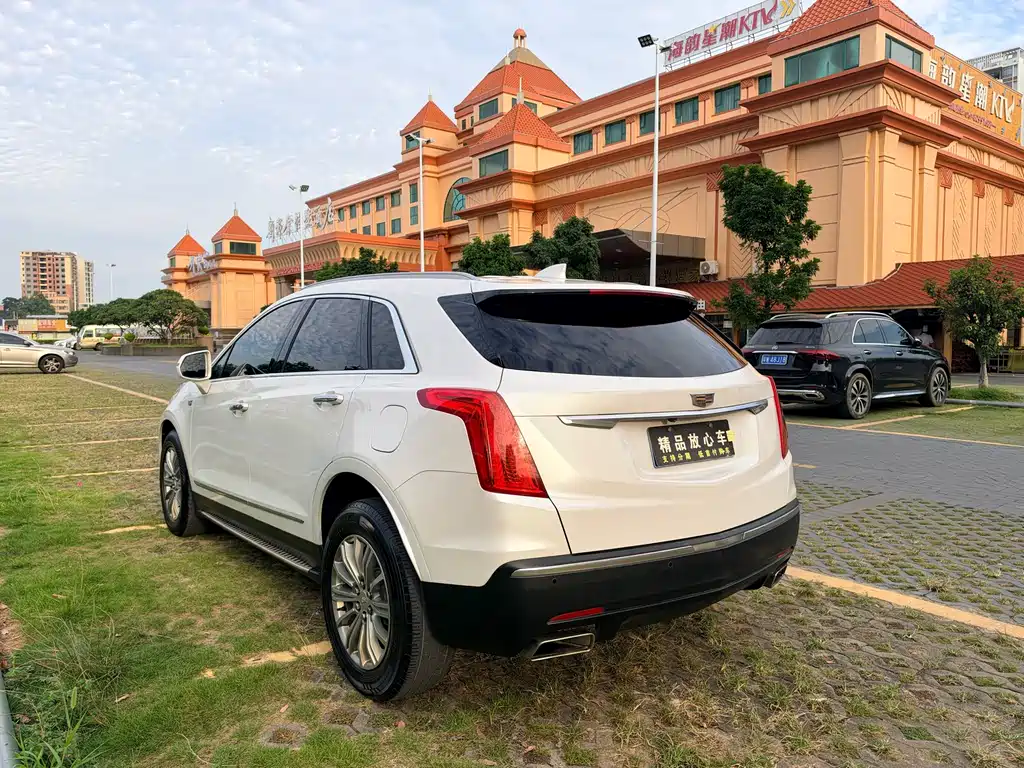 Cadillac XT5 — миниатюра 4