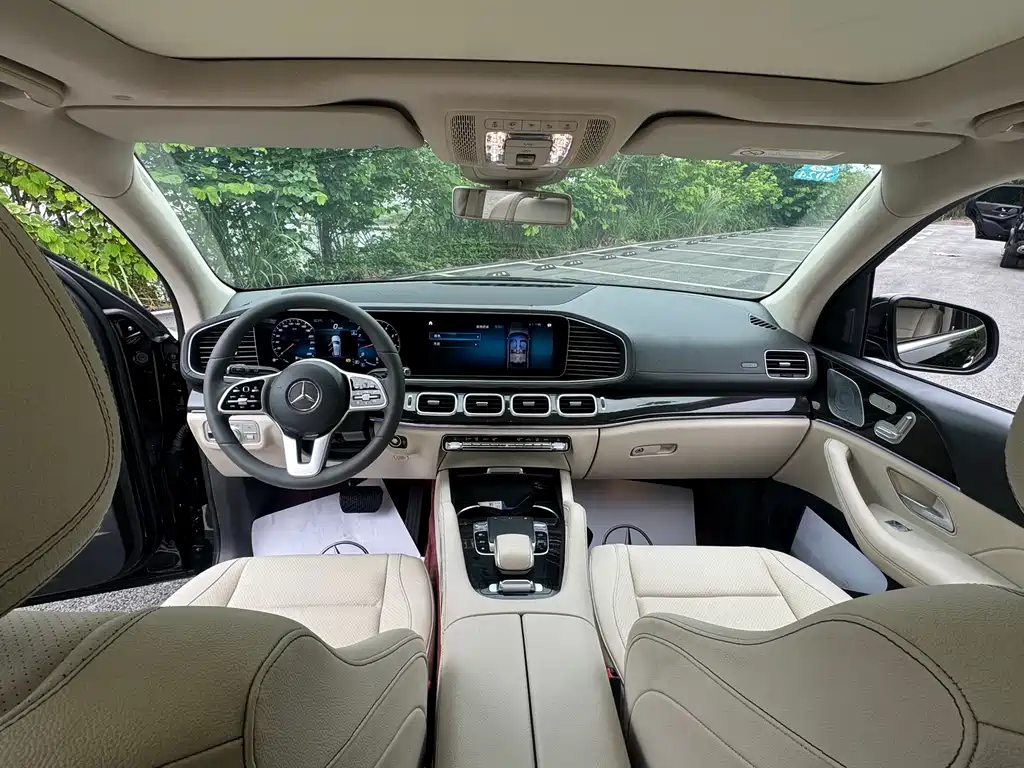 Mercedes-Benz GLE (Import) — миниатюра 9