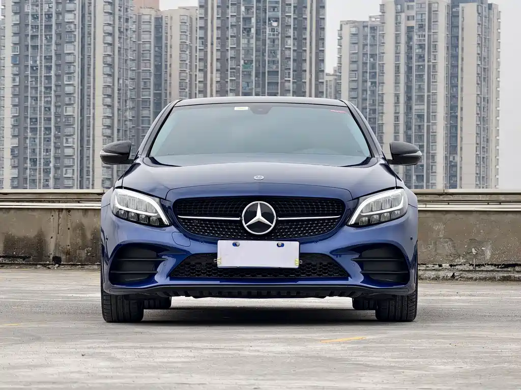 Mercedes-Benz C-Class — миниатюра 2
