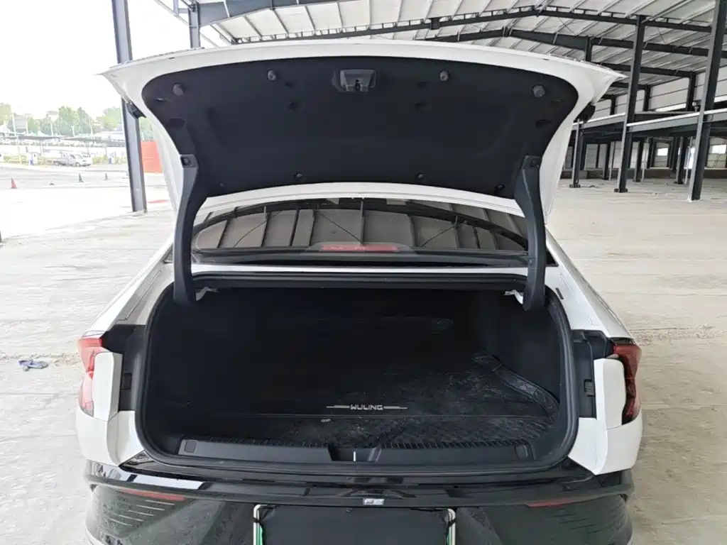 Wuling Xingguang — миниатюра 19