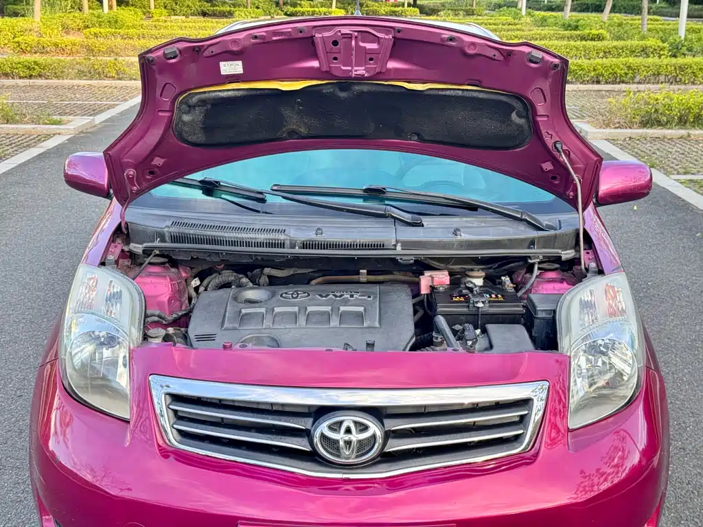 Toyota Yaris — миниатюра 23