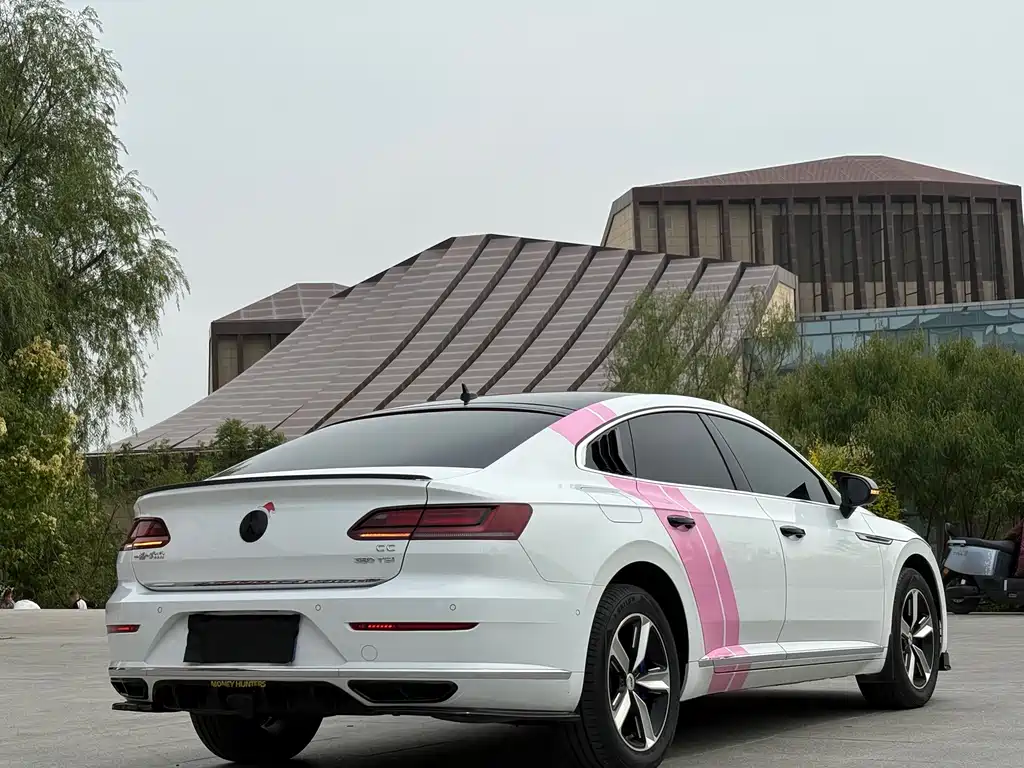 Volkswagen CC — миниатюра 9