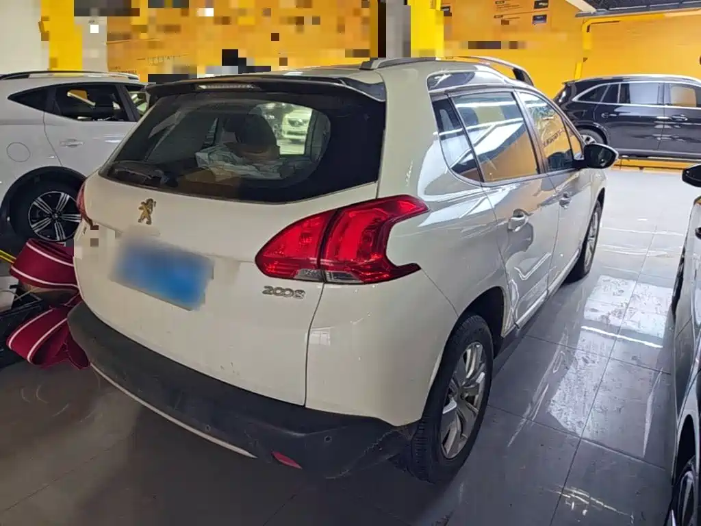 Peugeot 2008 — миниатюра 7