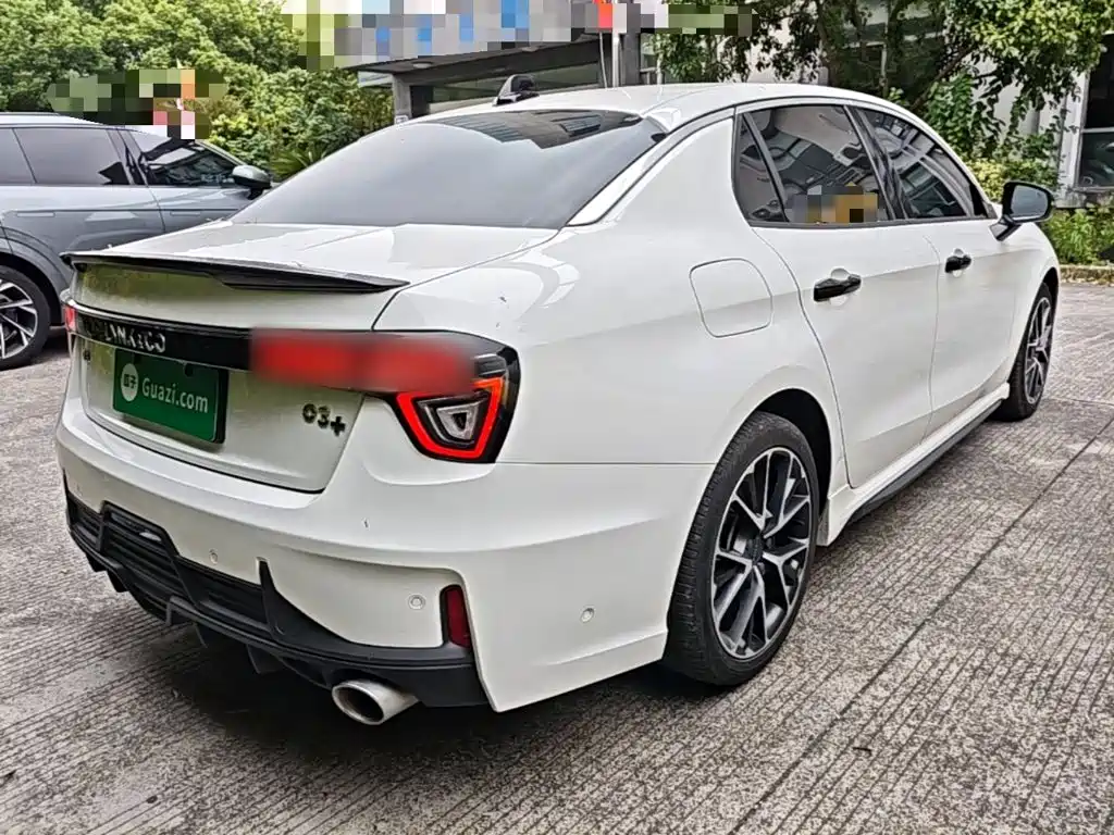 Lynk & Co 03 — миниатюра 7