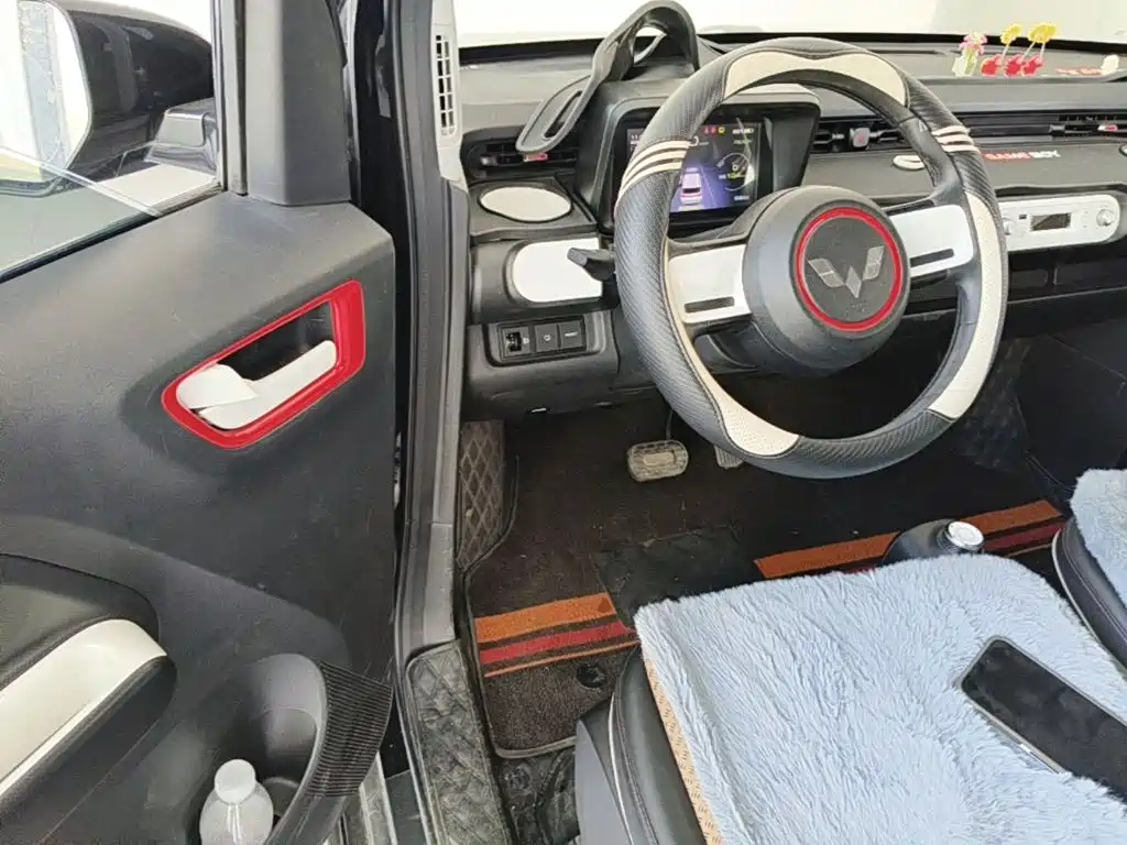 Wuling MINIEV — миниатюра 16