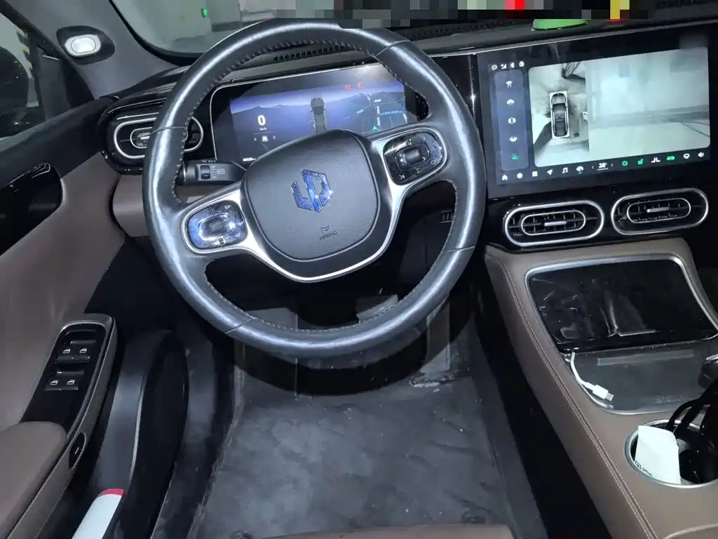 Leapmotor Leapmotor C01 — миниатюра 11