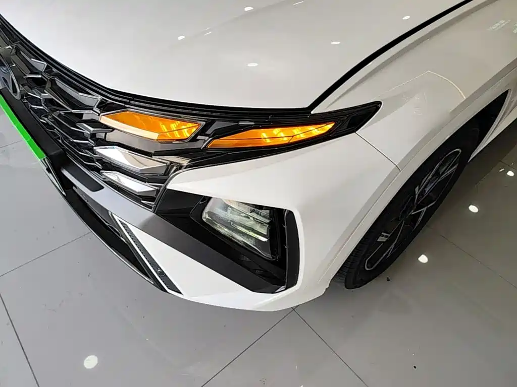 Hyundai Tucson — миниатюра 24